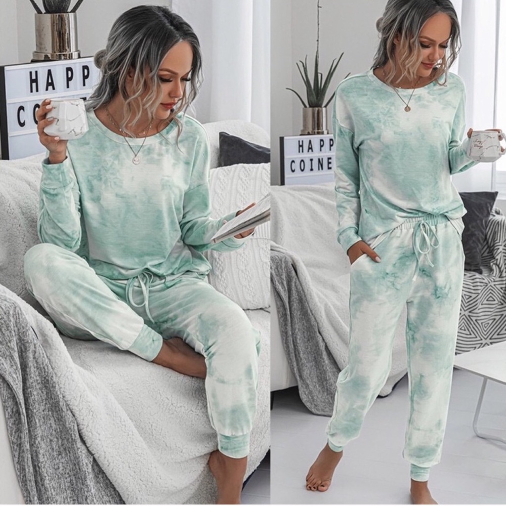 Green Tie Dye Lounge Set - Picture 1 of 3